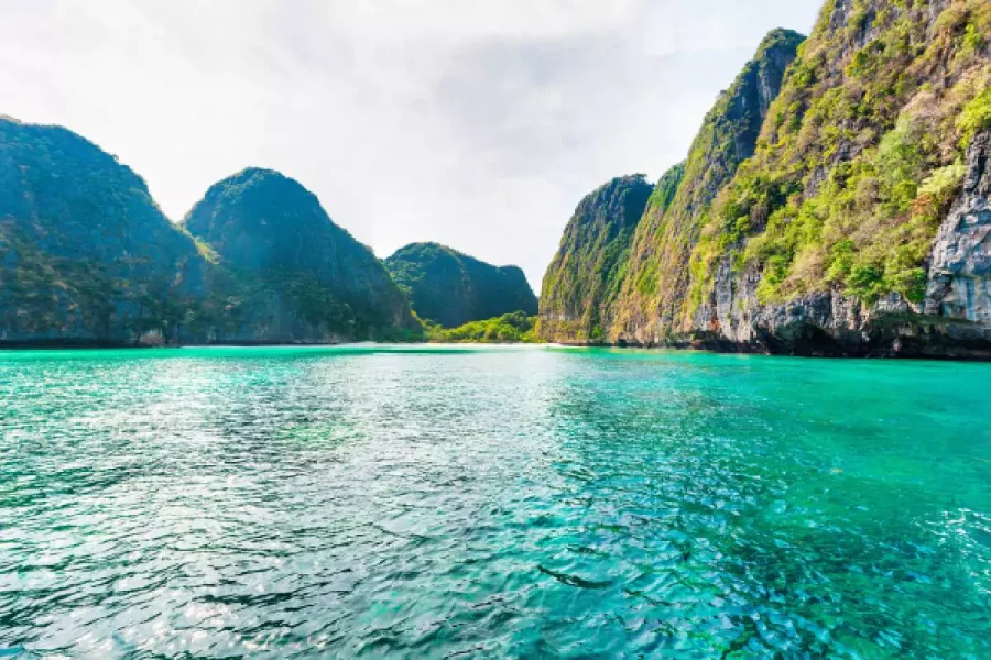 Phi Phi Island tour from Krabi by Speedboat