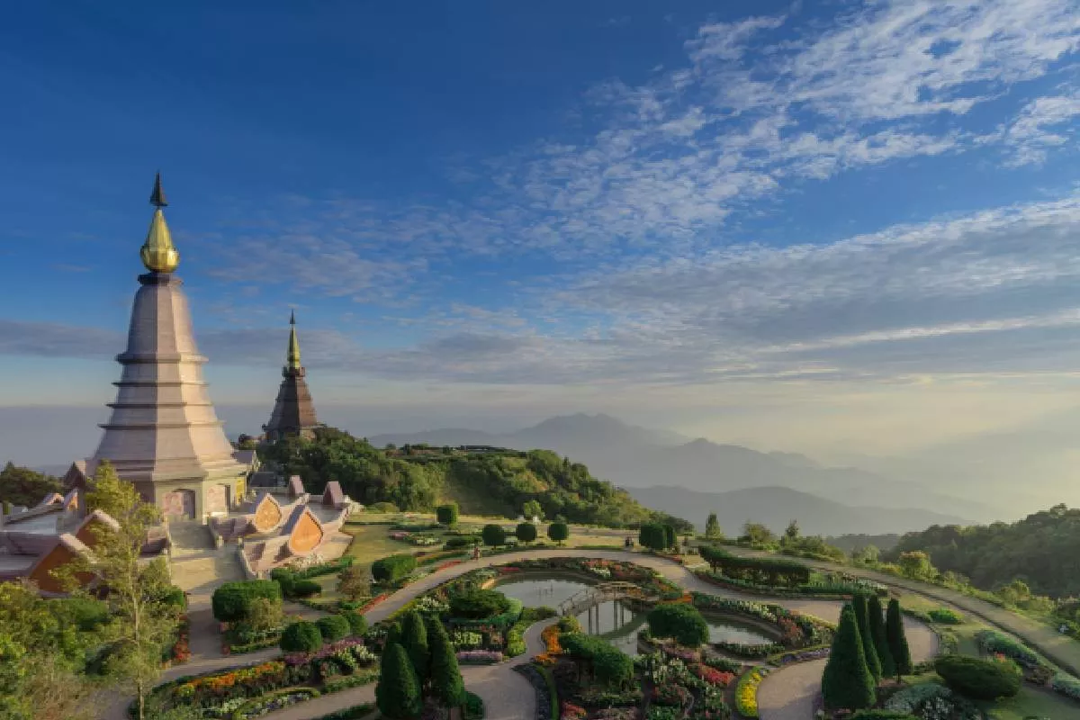 Doi Inthanon Full Day Tour Chiang Mai pagoda