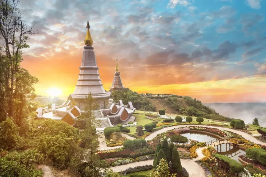 Doi Inthanon trekking Chiang Mai scenic view