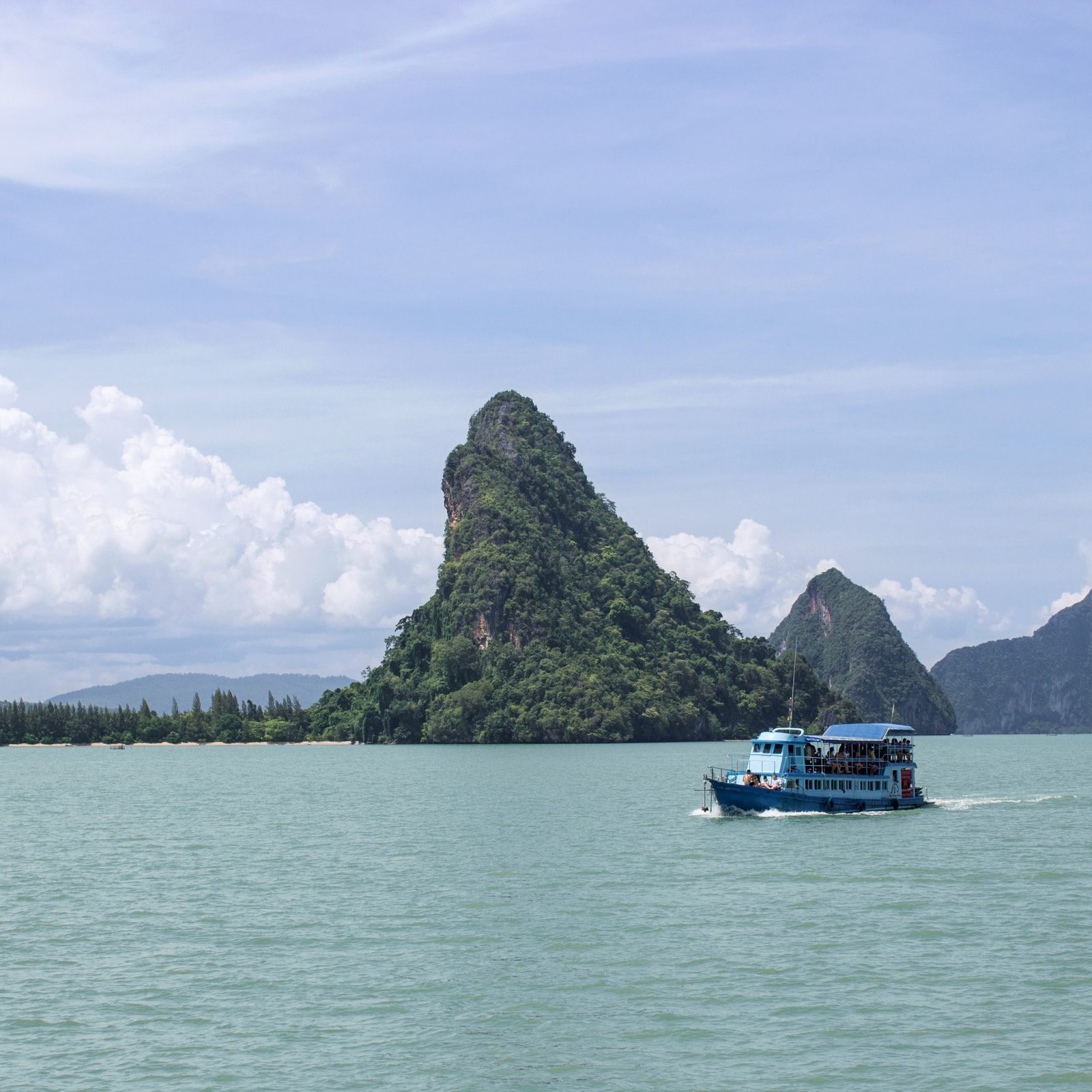 One Day Trip Angthong National Marine Park