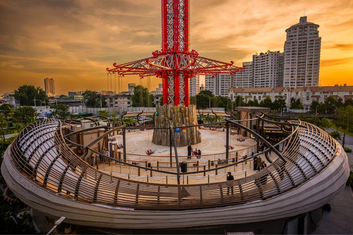 135-metre giant swing at Sky Flyers Bangkok