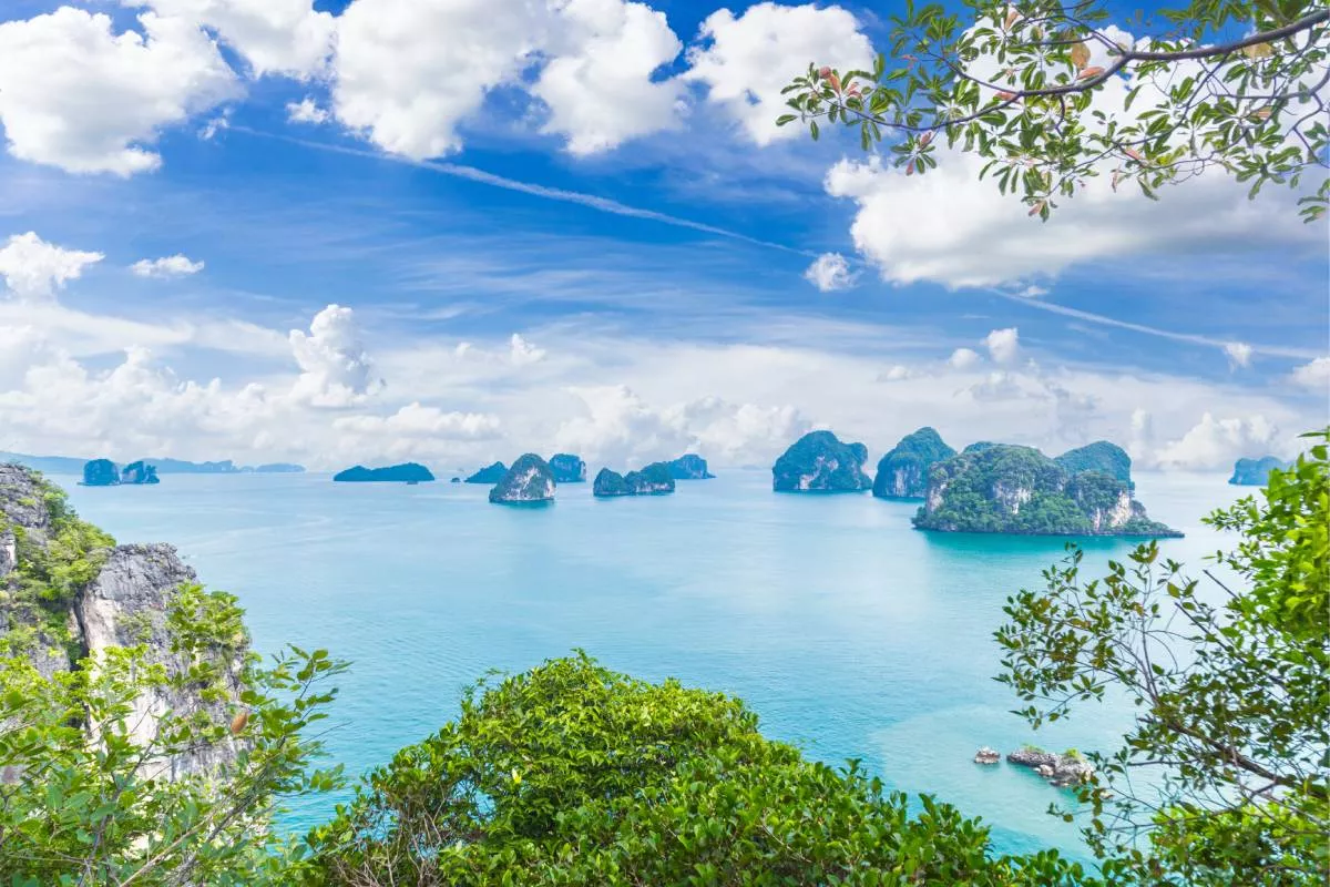 One Day Trip Angthong National Marine Park
