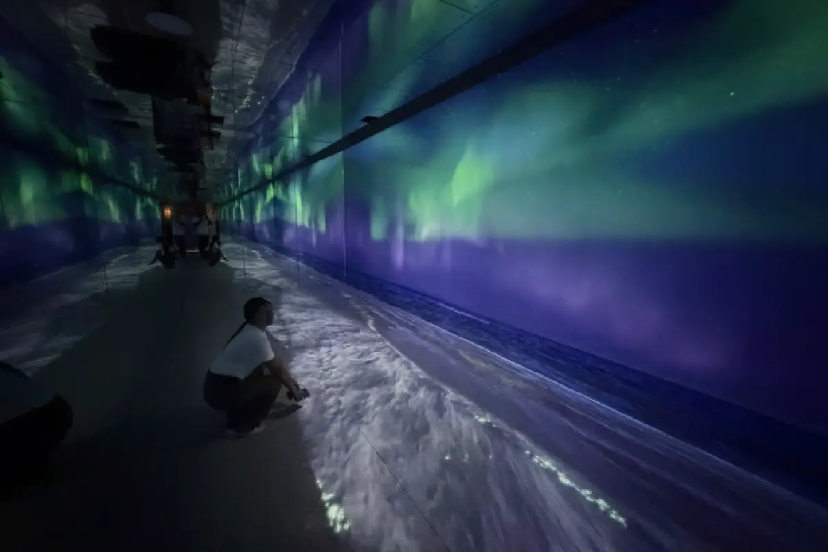 720-degree Space-Time Tunnel at Space and Time Cube Pattaya
